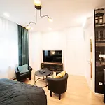 Petit Pearl - 2 People, Wifi, Tv, Ac Apartamento *