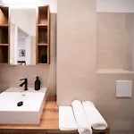 Petit Pearl - 2 People, Wifi, Tv, Ac *