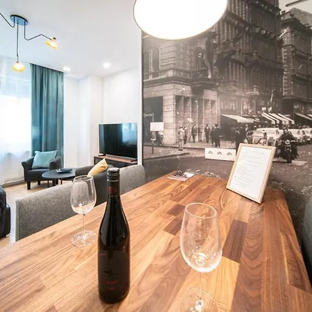 Petit Pearl - 2 People, Wifi, Tv, Ac