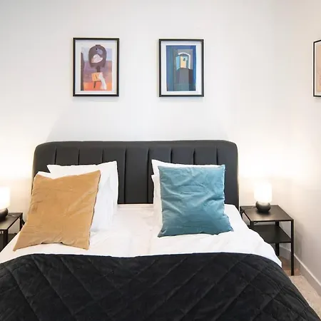 Petit Pearl - 2 People, Wifi, Tv, Ac Budapest