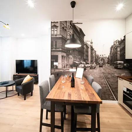 Petit Pearl - 2 People, Wifi, Tv, Ac Budapest